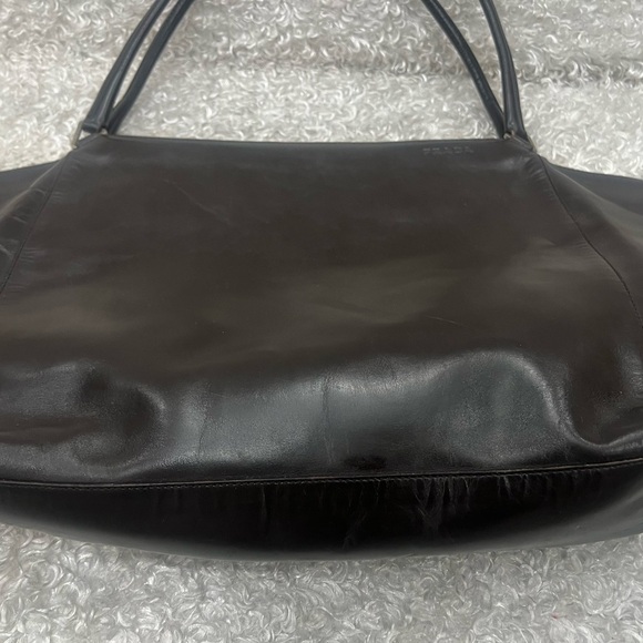 Prada Vitello Chic Leather Handle Bag - Picture 5 of 16